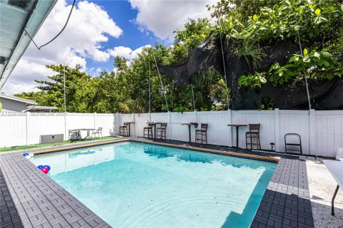 Villa ou maison à vendre à Tamarac, Floride: 4 chambres, 171.31 m2 № 2389980 - photo 24