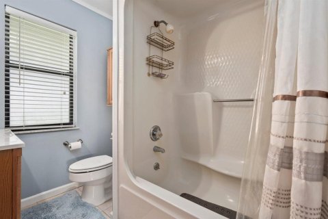 House in St. Lucie, Florida 3 bedrooms, 119.84 sq.m. № 2181178 - photo 12