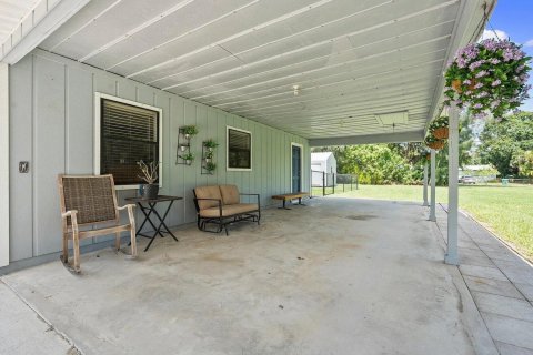 House in St. Lucie, Florida 3 bedrooms, 119.84 sq.m. № 2181178 - photo 21