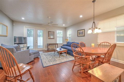 Touwnhouse à vendre à Tampa, Floride: 3 chambres, 144.09 m2 № 2410067 - photo 14