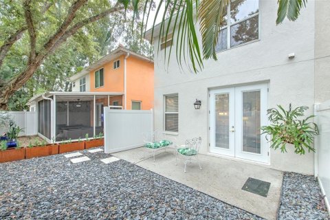 Touwnhouse à vendre à Tampa, Floride: 3 chambres, 144.09 m2 № 2410067 - photo 19