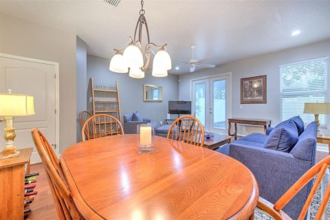 Touwnhouse à vendre à Tampa, Floride: 3 chambres, 144.09 m2 № 2410067 - photo 13