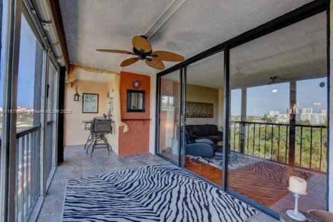 Condominio en venta en Deerfield Beach, Florida, 2 dormitorios, 111.48 m2 № 1410981 - foto 16
