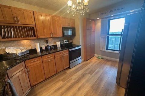 Condominio en venta en Deerfield Beach, Florida, 2 dormitorios, 111.48 m2 № 1410981 - foto 8