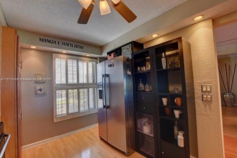 Condominio en venta en Deerfield Beach, Florida, 2 dormitorios, 111.48 m2 № 1410981 - foto 3