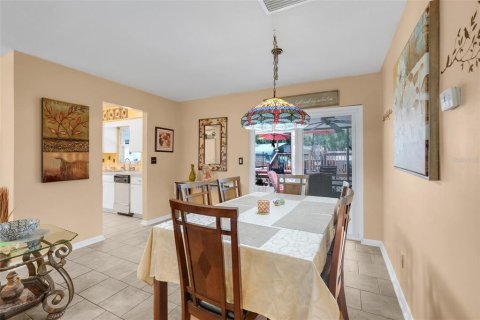 Casa en venta en Lake Wales, Florida, 2 dormitorios, 125.7 m2 № 2344988 - foto 13
