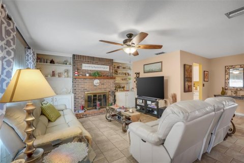 Casa en venta en Lake Wales, Florida, 2 dormitorios, 125.7 m2 № 2344988 - foto 10