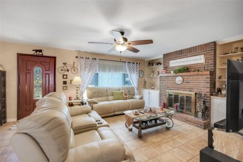 Casa en venta en Lake Wales, Florida, 2 dormitorios, 125.7 m2 № 2344988 - foto 9