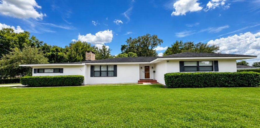 Casa en Lakeland, Florida 3 dormitorios, 173.45 m2 № 2406957