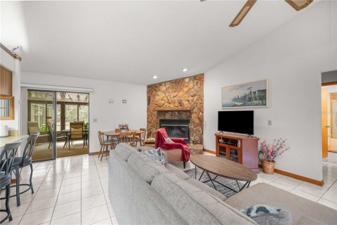Casa en venta en Ocala, Florida, 3 dormitorios, 166.3 m2 № 2091777 - foto 8