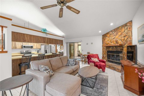 Casa en venta en Ocala, Florida, 3 dormitorios, 166.3 m2 № 2091777 - foto 9