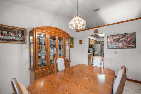 Casa en venta en Ocala, Florida, 3 dormitorios, 166.3 m2 № 2091777 - foto 4