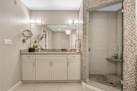Condo in Orlando, Florida, 2 bedrooms  № 2272754 - photo 12