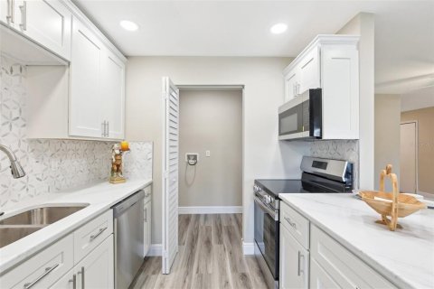 Casa en venta en Largo, Florida, 2 dormitorios, 103.12 m2 № 1625153 - foto 9