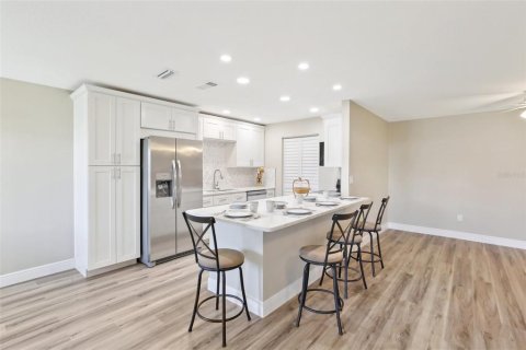 Casa en venta en Largo, Florida, 2 dormitorios, 103.12 m2 № 1625153 - foto 6