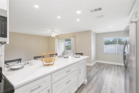 Casa en venta en Largo, Florida, 2 dormitorios, 103.12 m2 № 1625153 - foto 10