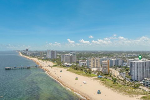 Condominio en Pompano Beach, Florida, 1 dormitorio  № 2085072