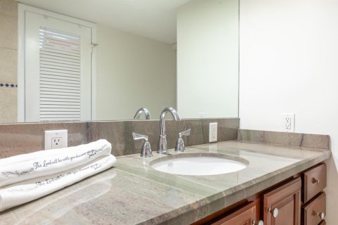 Condominio en venta en Pompano Beach, Florida, 1 dormitorio, 82.68 m2 № 2085072 - foto 19