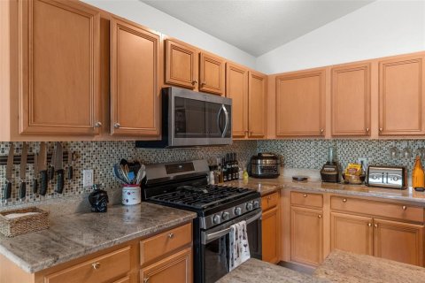 House in Riverview, Florida 3 bedrooms, 140.65 sq.m. № 1911576 - photo 14