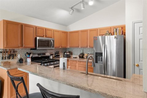 House in Riverview, Florida 3 bedrooms, 140.65 sq.m. № 1911576 - photo 12