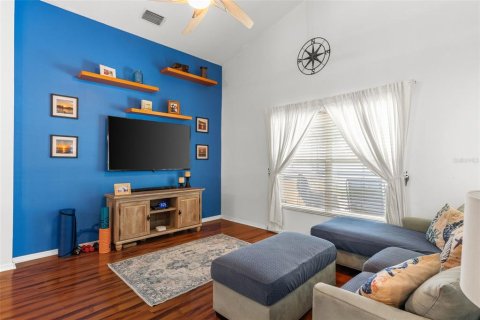 House in Riverview, Florida 3 bedrooms, 140.65 sq.m. № 1911576 - photo 11