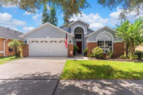 House in Riverview, Florida 3 bedrooms, 140.65 sq.m. № 1911576 - photo 1