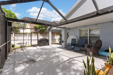 House in Riverview, Florida 3 bedrooms, 140.65 sq.m. № 1911576 - photo 27