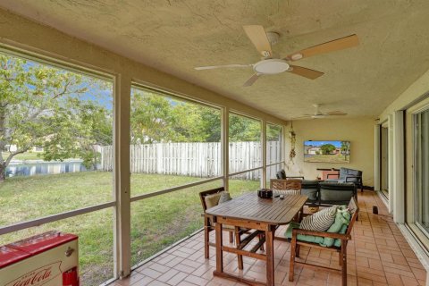 House in Plantation, Florida 3 bedrooms, 134.89 sq.m. № 2086884 - photo 10