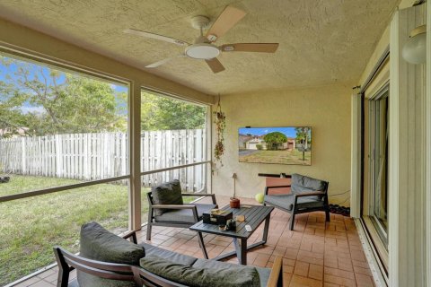 House in Plantation, Florida 3 bedrooms, 134.89 sq.m. № 2086884 - photo 9