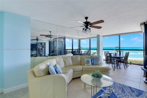 Copropriété à vendre à Jensen Beach, Floride: 2 chambres, 134.89 m2 № 1966554 - photo 10