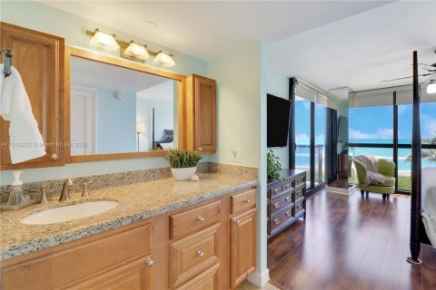 Copropriété à vendre à Jensen Beach, Floride: 2 chambres, 134.89 m2 № 1966554 - photo 27