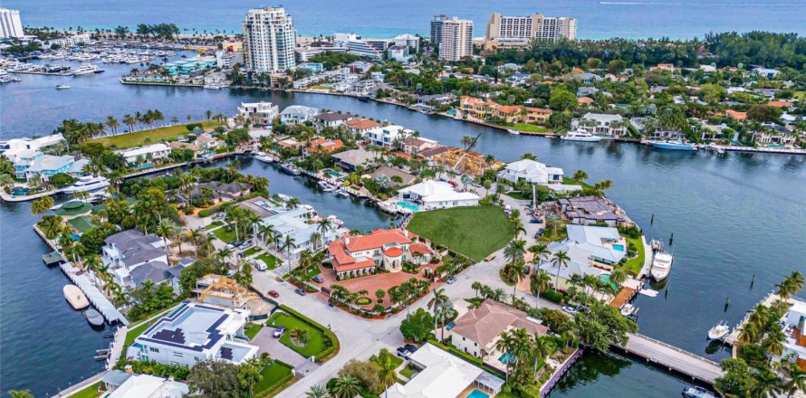 House in Fort Lauderdale, Florida 6 bedrooms № 871686