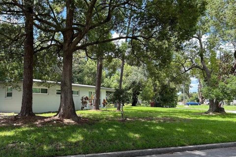 House in Orlando, Florida 3 bedrooms, 89.93 sq.m. № 1837637 - photo 13