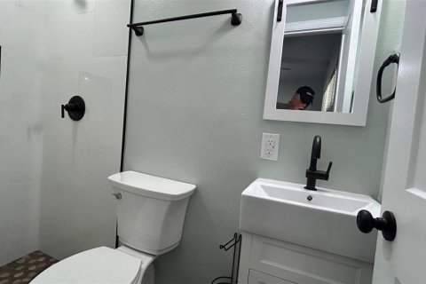 House in Orlando, Florida 3 bedrooms, 89.93 sq.m. № 1837637 - photo 25