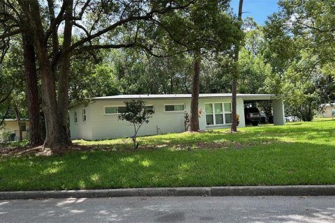 House in Orlando, Florida 3 bedrooms, 89.93 sq.m. № 1837637 - photo 11
