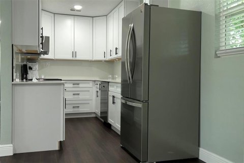 House in Orlando, Florida 3 bedrooms, 89.93 sq.m. № 1837637 - photo 5