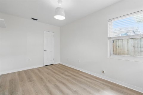 Casa en venta en Orlando, Florida, 3 dormitorios, 111.11 m2 № 1670046 - foto 15