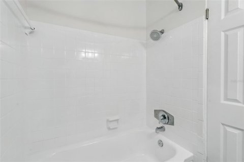 Casa en venta en Orlando, Florida, 3 dormitorios, 111.11 m2 № 1670046 - foto 19