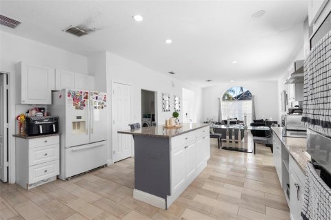 Villa ou maison à vendre à Orlando, Floride: 4 chambres, 182.09 m2 № 2148244 - photo 10