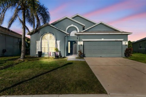 Villa ou maison à Orlando, Floride 4 chambres, 182.09 m2 № 2148244