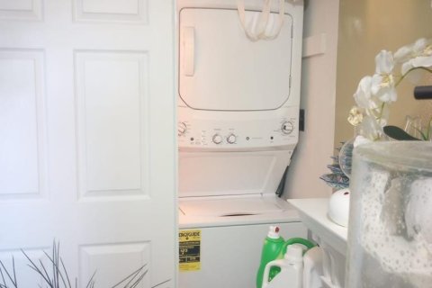 Condominio en venta en Pompano Beach, Florida, 1 dormitorio, 59.46 m2 № 2250144 - foto 14