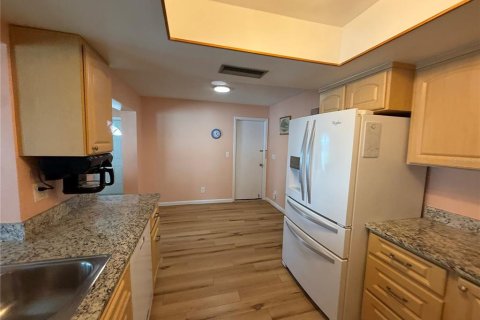 Casa en venta en Pinellas Park, Florida, 2 dormitorios, 153.2 m2 № 1903875 - foto 21