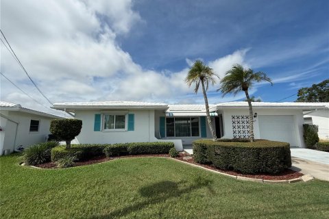 Casa en venta en Pinellas Park, Florida, 2 dormitorios, 153.2 m2 № 1903875 - foto 15