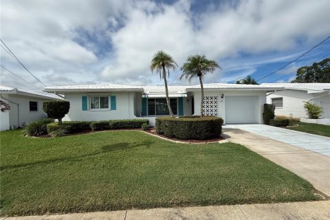 Casa en venta en Pinellas Park, Florida, 2 dormitorios, 153.2 m2 № 1903875 - foto 5