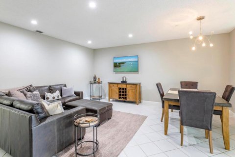 Condominio en alquiler en Boca Raton, Florida, 2 dormitorios, 115.57 m2 № 2077895 - foto 6