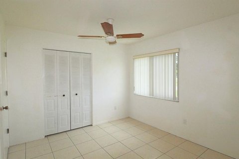 House in North Port, Florida 3 bedrooms, 109.25 sq.m. № 1843565 - photo 20