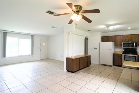 House in North Port, Florida 3 bedrooms, 109.25 sq.m. № 1843565 - photo 10