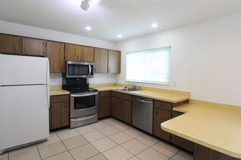 House in North Port, Florida 3 bedrooms, 109.25 sq.m. № 1843565 - photo 8