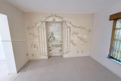 House in Tamarac, Florida 2 bedrooms, 154.22 sq.m. № 1999437 - photo 9