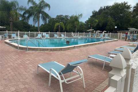 Villa ou maison à vendre à Clearwater, Floride: 2 chambres, 75.44 m2 № 2229913 - photo 15